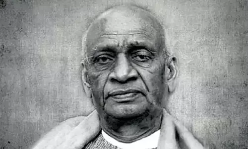 Unity March: జాతిని ఏకం చేసిన సర్దార్ పటేల్కు యూనిటీ మార్చ్గా శ్రద్ధాంజలి – బండి సంజయ్ Unity March: జాతిని ఏకం చేసిన సర్దార్ పటేల్కు యూనిటీ మార్చ్గా శ్రద్ధాంజలి – బండి సంజయ్