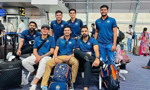 Ranji Trophy: రంజీ ట్రోఫీలో రికార్డు.. ఒకే జట్టులో 4 సెంచరీలు.. రాజస్థాన్ స్కోర్ ఎంతో తెలుసా? Ranji Trophy: రంజీ ట్రోఫీలో రికార్డు.. ఒకే జట్టులో 4 సెంచరీలు.. రాజస్థాన్ స్కోర్ ఎంతో తెలుసా?