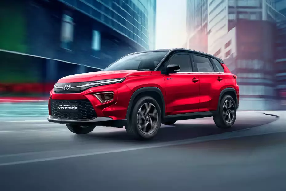 Toyota Hyryder: టయోటా ఇన్నోవాకు బిగ్ షాక్.. నంబర్ వన్‌గా హైరైడర్..!