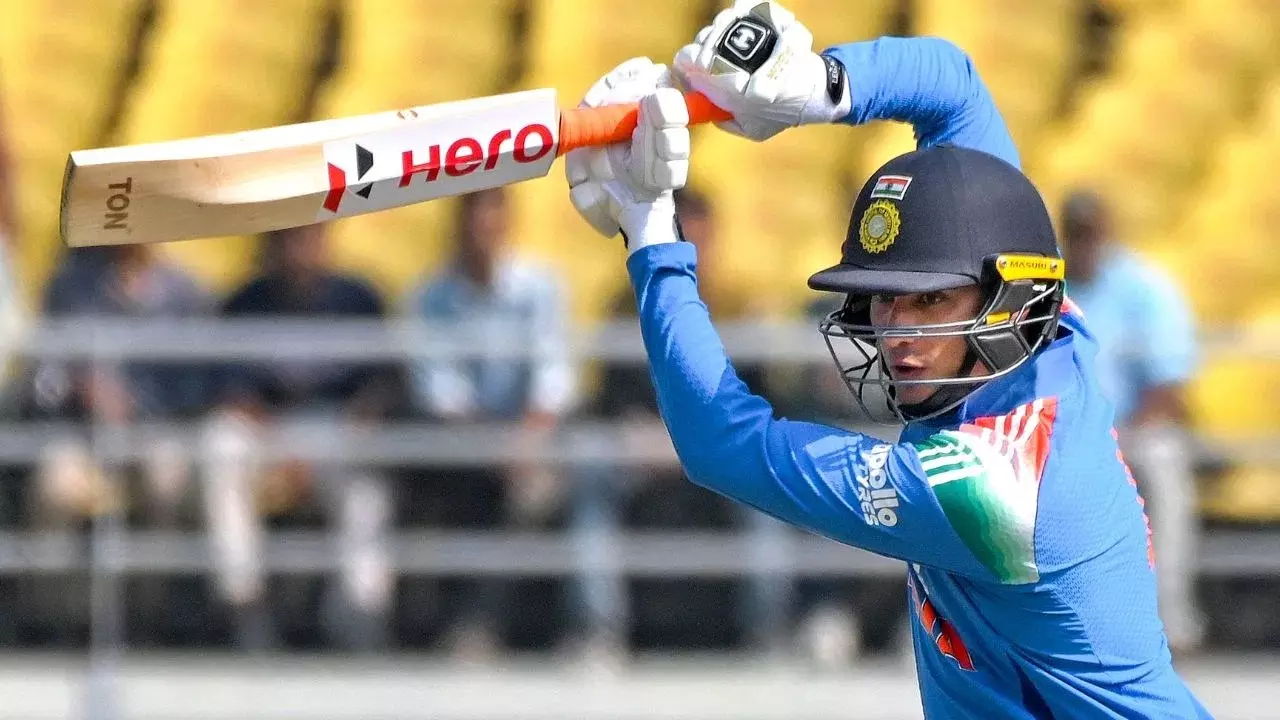 Abhishek Sharma : టీమిండియాలోకి రావడం కష్టమే.. చేతికి వచ్చిన అవకాశాన్ని జారవిడుచుకున్న అభిషేక్ శర్మ! Abhishek Sharma : టీమిండియాలోకి రావడం కష్టమే.. చేతికి వచ్చిన అవకాశాన్ని జారవిడుచుకున్న అభిషేక్ శర్మ!