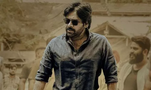 Pawan Kalyan: మిలిటరీ ఆఫీసర్గా పవన్ కళ్యాణ్..! Pawan Kalyan: మిలిటరీ ఆఫీసర్గా పవన్ కళ్యాణ్..!