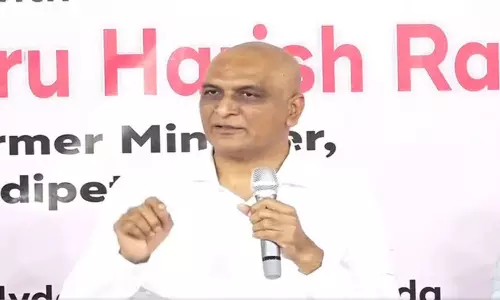 Harish Rao: రేవంత్ రెడ్డి దుర్మార్గ వైఖరిని న్యాయపరంగా ఎదుర్కొంటాం Harish Rao: రేవంత్ రెడ్డి దుర్మార్గ వైఖరిని న్యాయపరంగా ఎదుర్కొంటాం