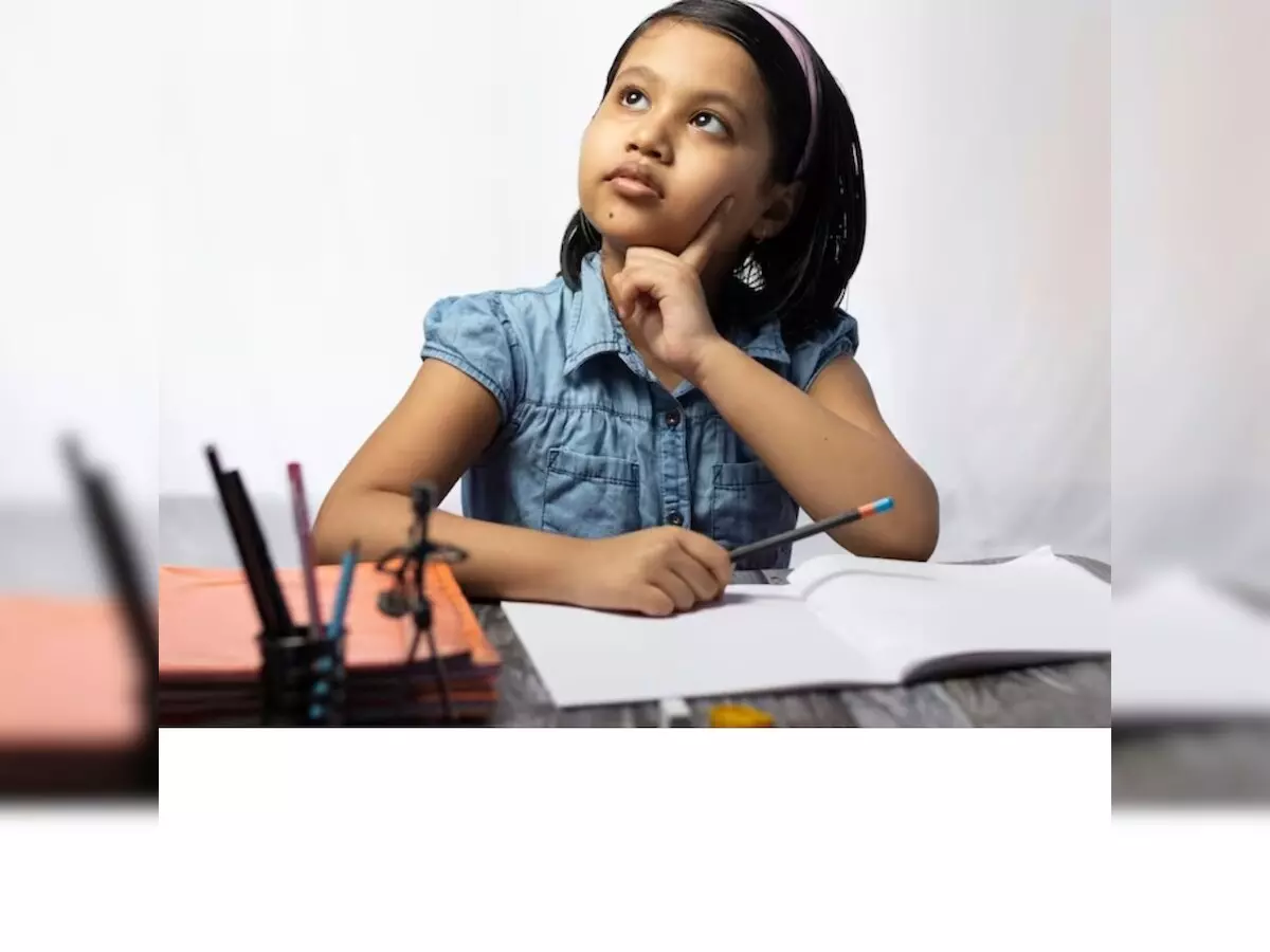 ఆడపిల్లలు ఎదిగిపోతున్నారు! కారణాలివే ! ఆడపిల్లలు ఎదిగిపోతున్నారు! కారణాలివే !