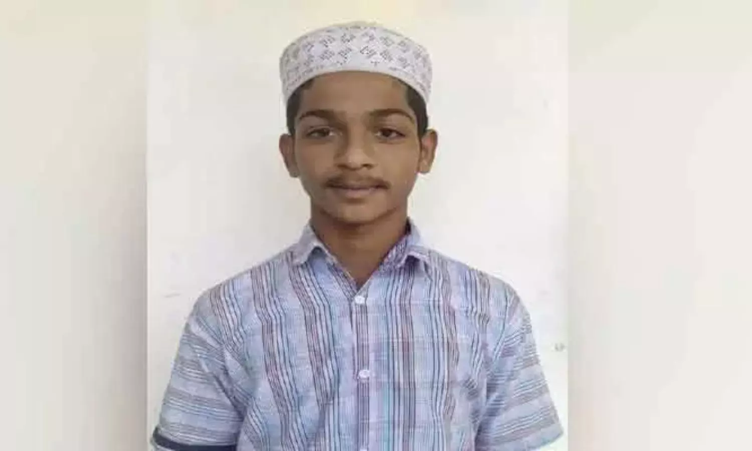 Nizamabad: మైనార్టీ గురుకుల పాఠశాలలో.. ఉరి వేసుకుని 10వ తరగతి విద్యార్థి ఆత్మహత్య