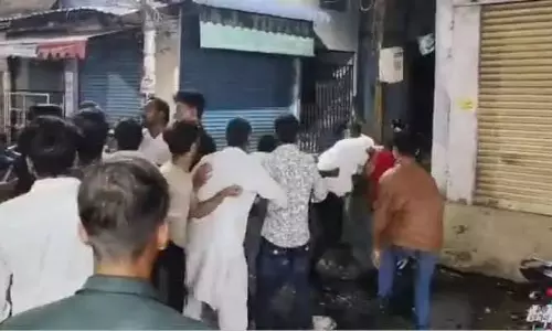 Street Fights: హైదరాబాద్‌లో వరుస స్ట్రీట్ ఫైట్స్ కలకలం