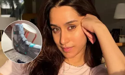 Shraddha Kapoor: నేను క్షేమంగానే ఉన్నా: గాయంపై స్పందించిన శ్రద్ధా కపూర్ Shraddha Kapoor: నేను క్షేమంగానే ఉన్నా: గాయంపై స్పందించిన శ్రద్ధా కపూర్