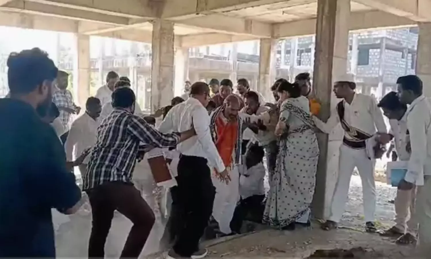 Aadi Srinivas: ప్రభుత్వ విప్ ఆది శ్రీనివాస్‌కు తప్పిన ప్రమాదం