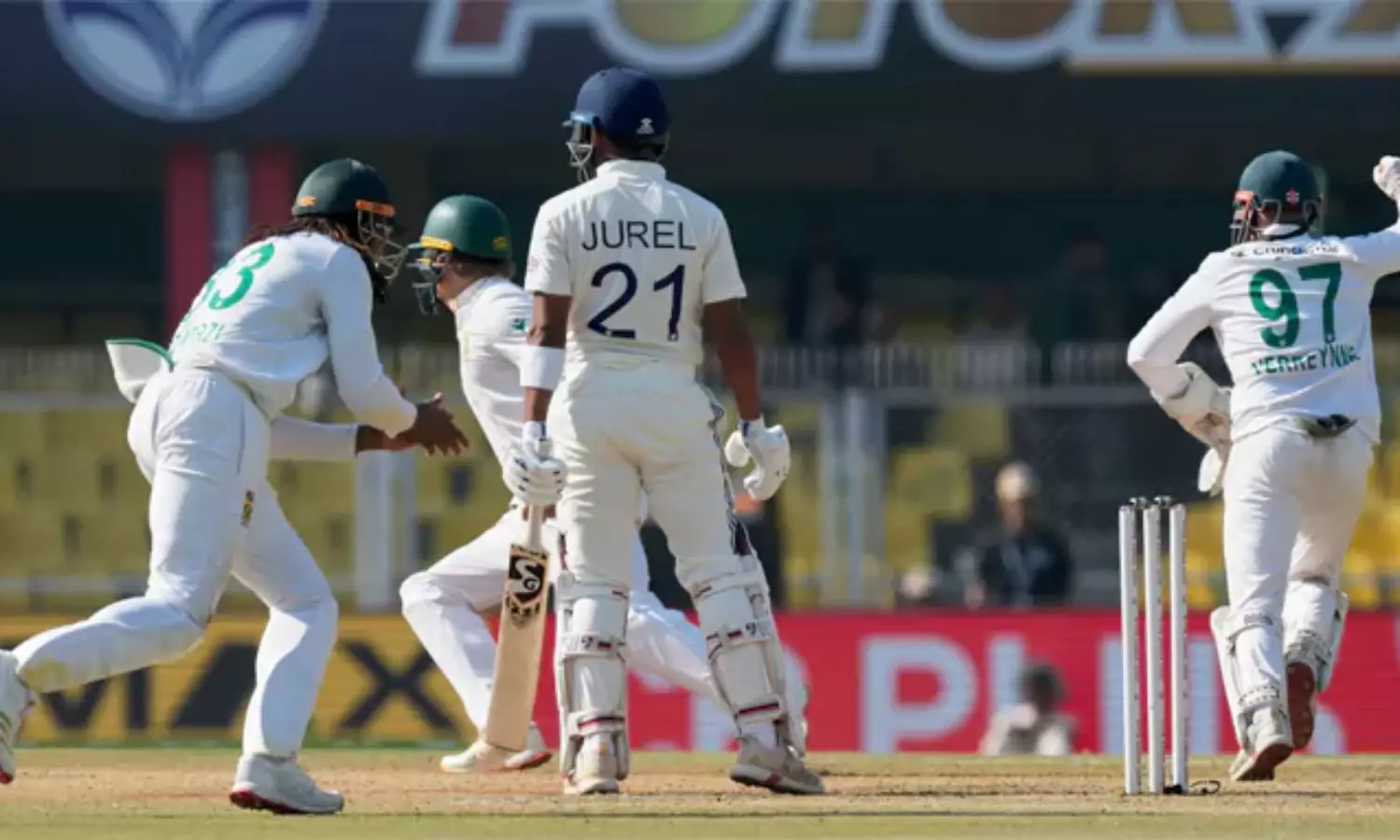 India vs South Africa 2nd Test: గౌహతి టెస్టులో భారత్ ఘోర పరాజయం India vs South Africa 2nd Test: గౌహతి టెస్టులో భారత్ ఘోర పరాజయం