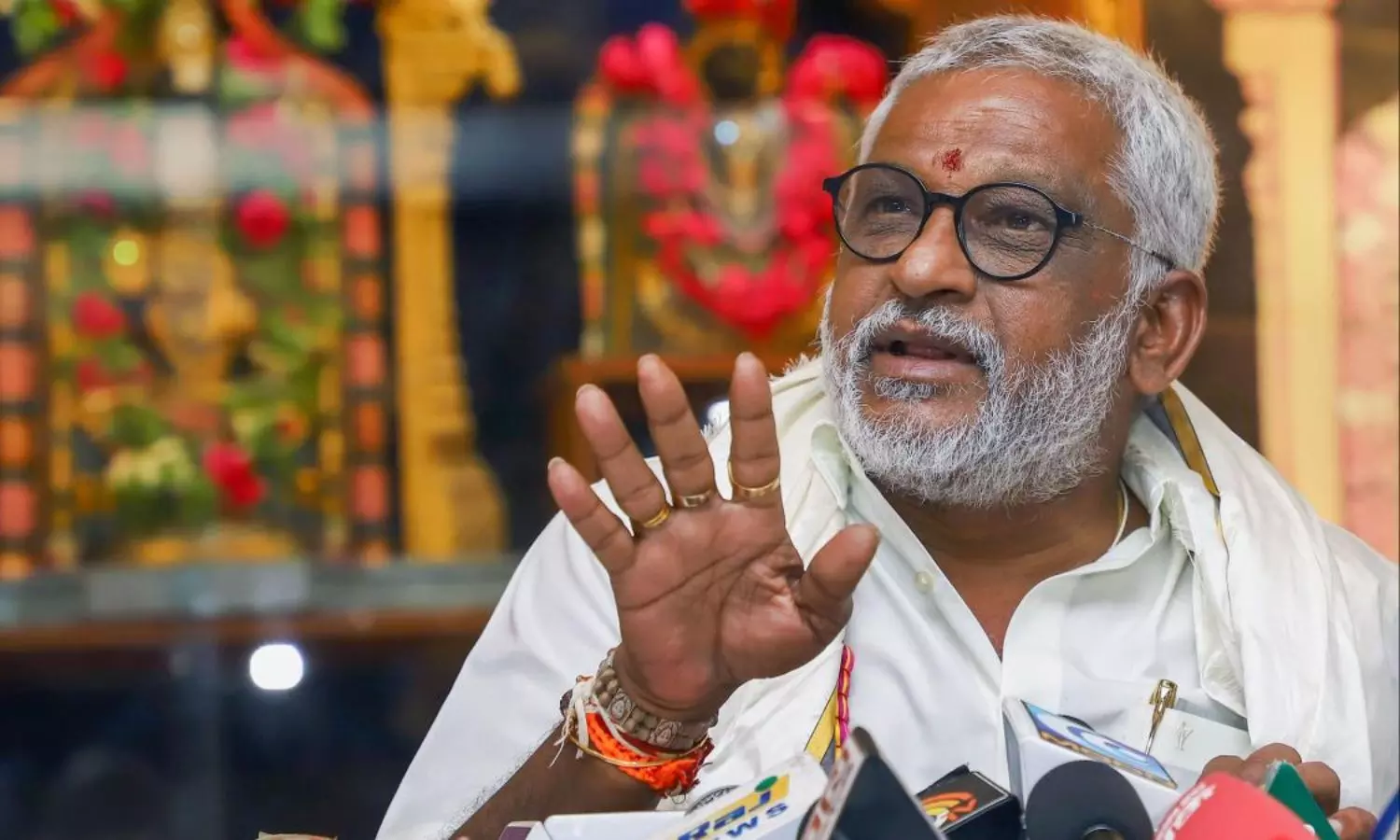 YV Subba Reddy: తిరుమల లడ్డూ ప్రసాదంపై టీటీడీ మాజీ చైర్మన్ కీలక వ్యాఖ్యలు YV Subba Reddy: తిరుమల లడ్డూ ప్రసాదంపై టీటీడీ మాజీ చైర్మన్ కీలక వ్యాఖ్యలు