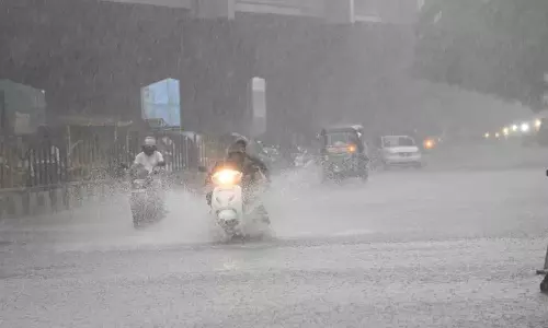 AP Weather Report: ఏపీ ప్రజలకు బిగ్ అలర్ట్.. తీవ్ర అల్పపీడనం, రేపు, ఎల్లుండి భారీ వర్షాలు