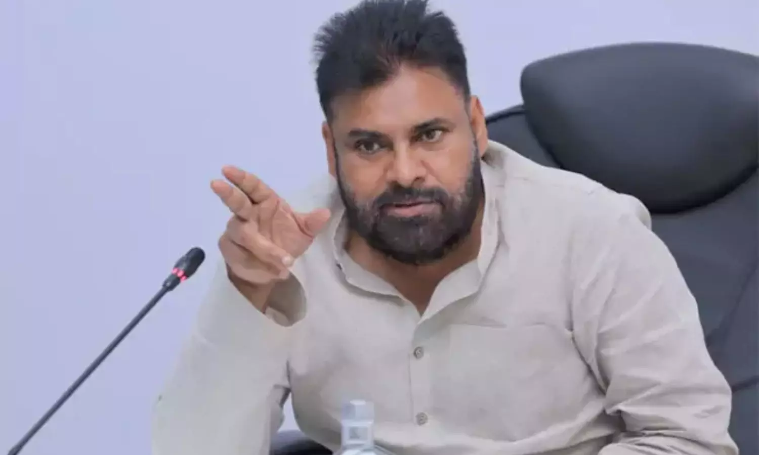 Pawan Kalyan: గ్రామస్థాయిలో ఐదుగురితో జనసేన కమిటీలు