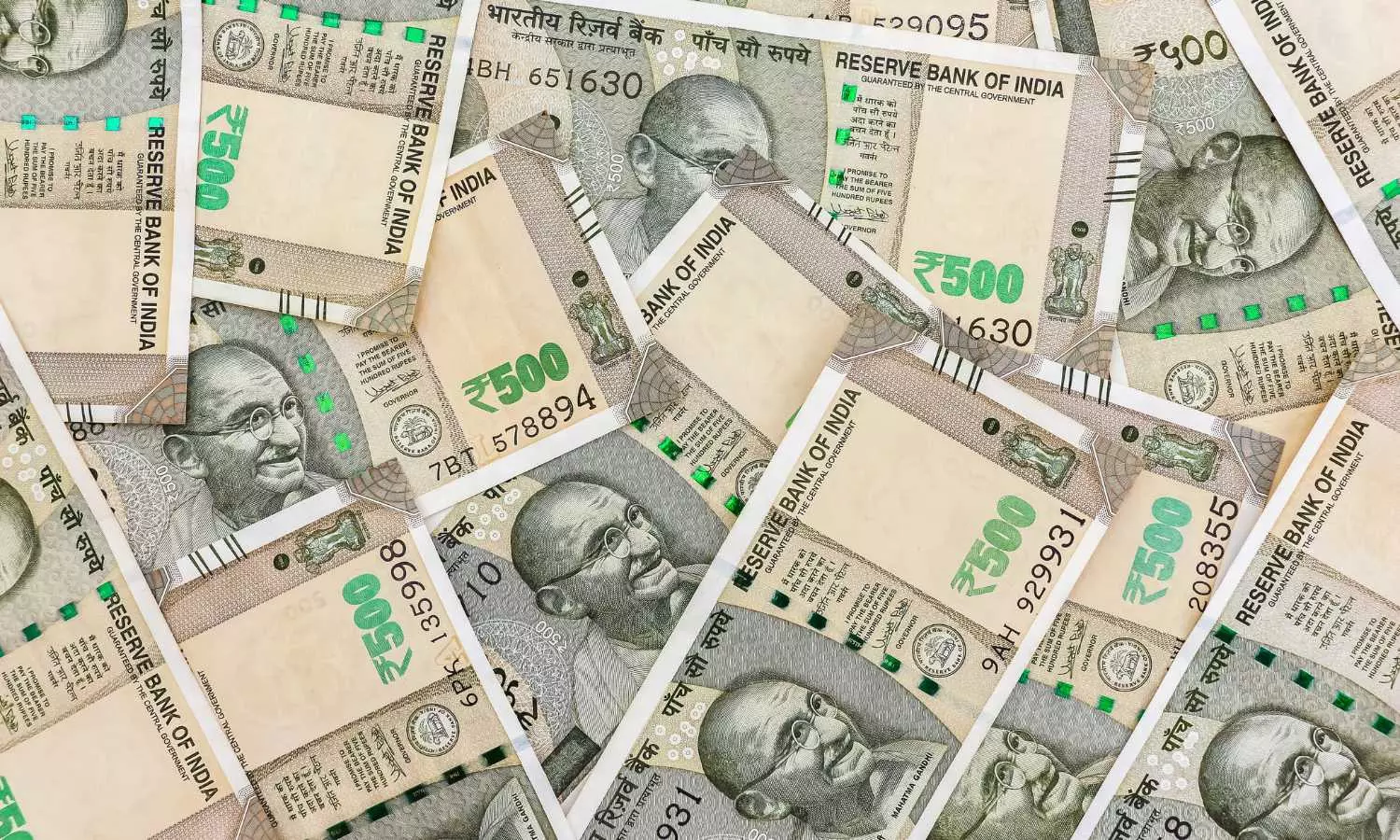 రూపాయి విలువ రికార్డు స్థాయిలో పతనం: 1 డాలర్ = ₹90.13! మార్కెట్, ఆర్థిక వ్యవస్థపై తీవ్ర ప్రభావం రూపాయి విలువ రికార్డు స్థాయిలో పతనం: 1 డాలర్ = ₹90.13! మార్కెట్, ఆర్థిక వ్యవస్థపై తీవ్ర ప్రభావం