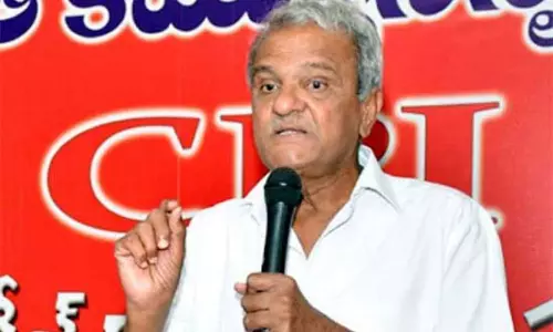 CPI Narayana: డిప్యూటీ సీఎం పదవికి పవన్ అనర్హుడు.. కేబినెట్ నుంచి తొలగించాలి CPI Narayana: డిప్యూటీ సీఎం పదవికి పవన్ అనర్హుడు.. కేబినెట్ నుంచి తొలగించాలి