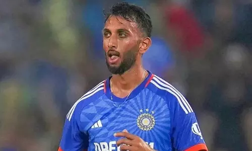 Prasidh Krishna : పరుగుల వరద పారిస్తున్నా ఆపడం లేదు..పేలవమైన ఫామ్ ఉన్నా  ప్రసిద్ధ్ కృష్ణకు వరుస అవకాశాలెందుకు ?