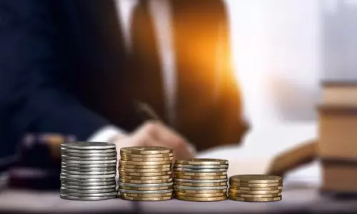 రెపో రేటు తగ్గింపు: వాహన–గృహ రుణదారులకు ఊరట రెపో రేటు తగ్గింపు: వాహన–గృహ రుణదారులకు ఊరట