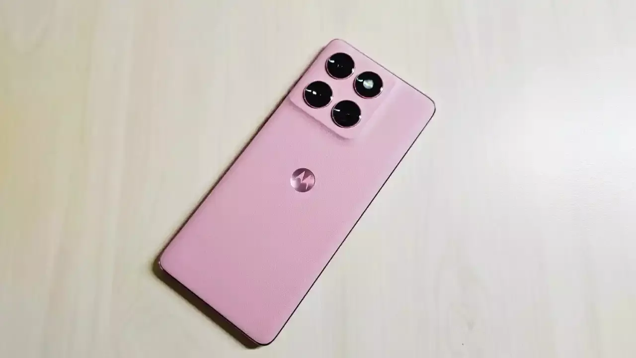 MOTOROLA Edge 60 Fusion 5G: ఇదే సరైన సమయం.. తక్కువ ధరకే మోటరోలా స్మార్ట్‌ఫోన్..!