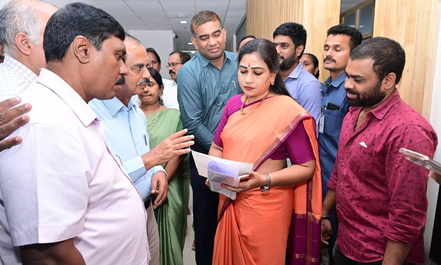 జర్నలిస్టులపై దాడుల నివారణకు త్వరలో హైపర్ కమిటీ జర్నలిస్టులపై దాడుల నివారణకు త్వరలో హైపర్ కమిటీ