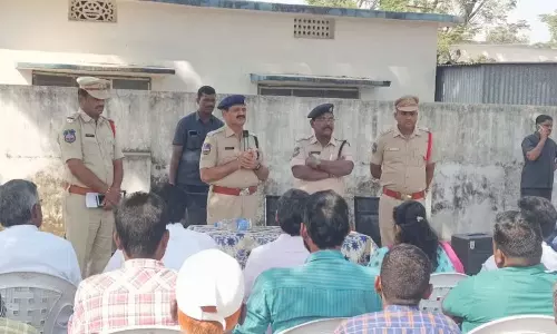 ప్రశాంత వాతావరణంలో ఎన్నికలు నిర్వహించుకోవాలి: పెద్దపల్లి డీసీపీ భూక్యా రాంరెడ్డి