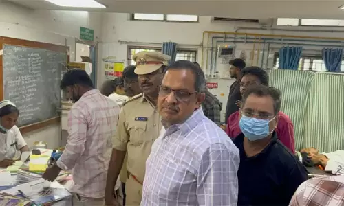 Adulterated Ghee: కల్తీ నెయ్యి కేసు.. సిట్ కస్టడీకి ఇద్దరు నిందితులు Adulterated Ghee: కల్తీ నెయ్యి కేసు.. సిట్ కస్టడీకి ఇద్దరు నిందితులు