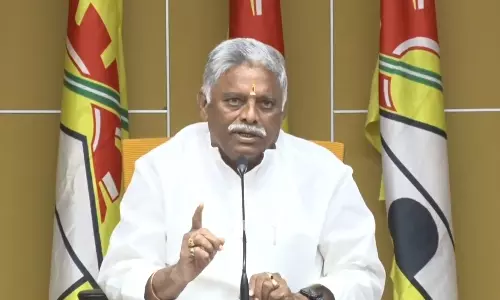 పరకామణి కేసుపై జగన్ వ్యాఖ్యలకు జ్యోతుల నెహ్రూ మండిపాటు పరకామణి కేసుపై జగన్ వ్యాఖ్యలకు జ్యోతుల నెహ్రూ మండిపాటు