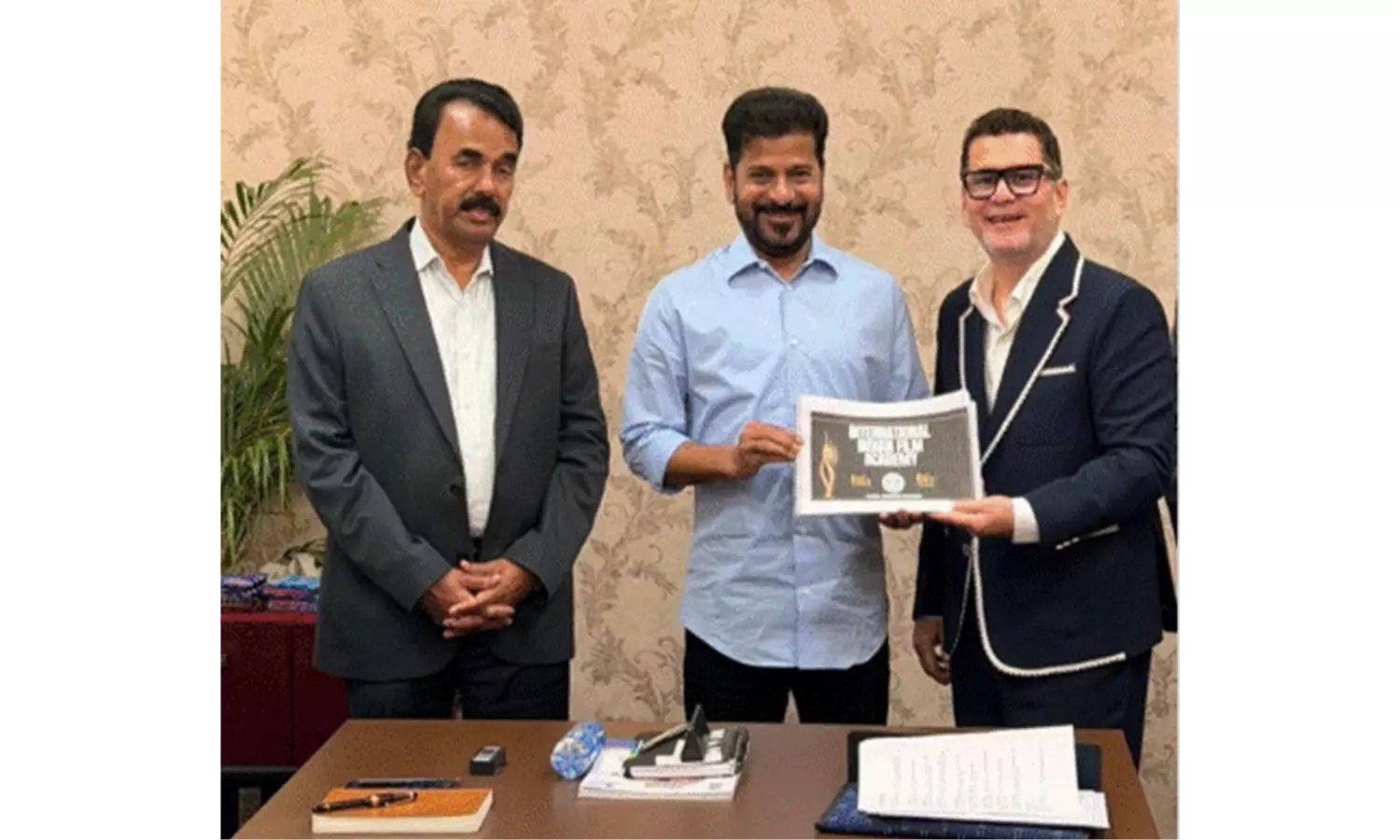 IIFA Telangana: ఐఫా వేడుకలకు వరుసగా మూడుేళ్ల పాటు హైదరాబాద్ ఆతిథ్యం IIFA Telangana: ఐఫా వేడుకలకు వరుసగా మూడుేళ్ల పాటు హైదరాబాద్ ఆతిథ్యం