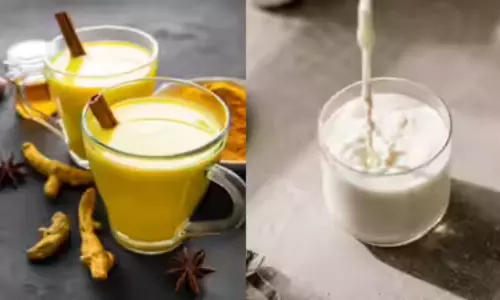 Warm Milk vs Turmeric Milk: మంచి నిద్ర కోసం ఏది బెస్ట్? పసుపు పాలు? లేక గోరువెచ్చని పాలు? Warm Milk vs Turmeric Milk: మంచి నిద్ర కోసం ఏది బెస్ట్? పసుపు పాలు? లేక గోరువెచ్చని పాలు?
