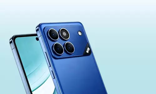 Honor Win: ఈ ఫోన్లో కెమెరా, ఫ్యాన్ ఉన్నాయి.. హానర్ విన్ ప్రత్యేకత ఇదే..! Honor Win: ఈ ఫోన్లో కెమెరా, ఫ్యాన్ ఉన్నాయి.. హానర్ విన్ ప్రత్యేకత ఇదే..!