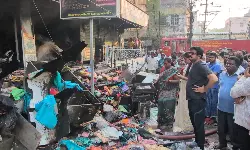 గుడివాడ అద్దేపల్లి కాంప్లెక్స్ లో భారీ అగ్నిప్రమాదం