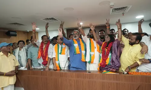 వామపక్ష కోటలో బీజేపీ తొలి విజయం వామపక్ష కోటలో బీజేపీ తొలి విజయం