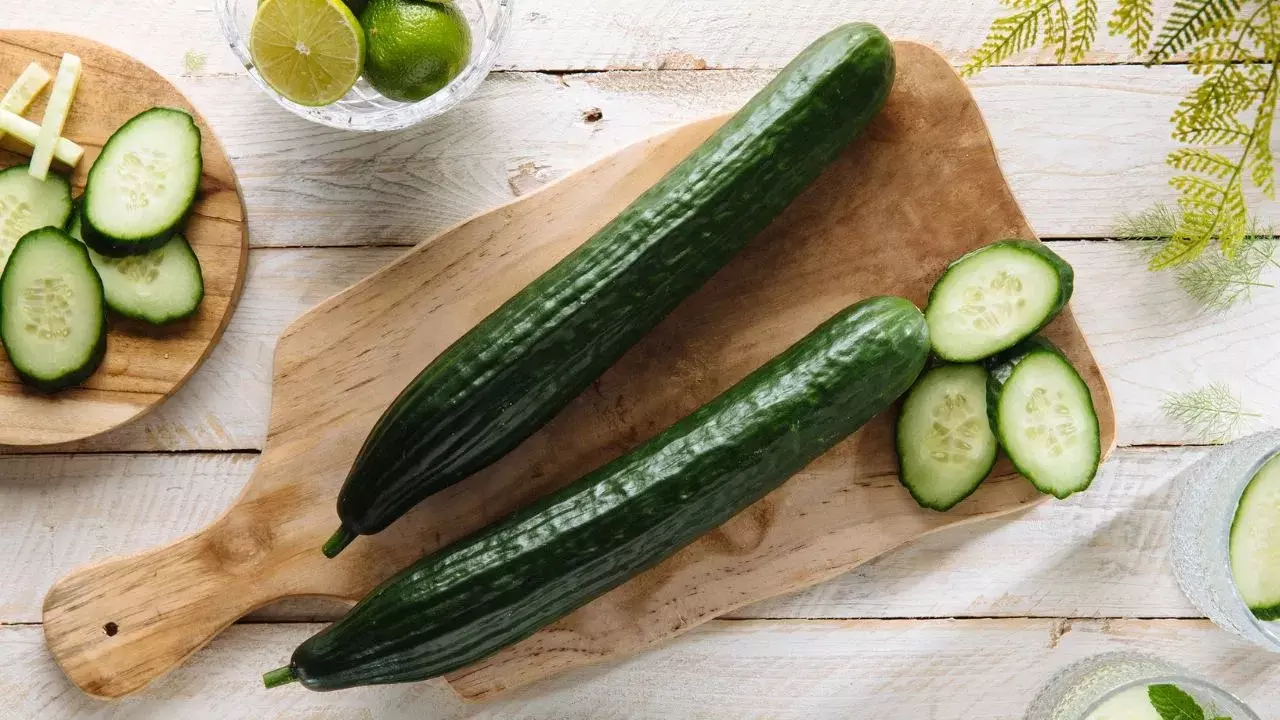 Cucumber : తరచుగా జలుబు చేస్తుందా? అయితే ఈ కూరగాయ జోలికి అస్సలు వెళ్లకండి Cucumber : తరచుగా జలుబు చేస్తుందా? అయితే ఈ కూరగాయ జోలికి అస్సలు వెళ్లకండి