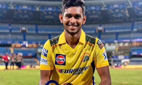 IPL 2026 Auction: దేశీ కుర్రాళ్ల హవా.. అరంగేట్రం చేయకుండానే కోట్లు కొట్టేశారు!