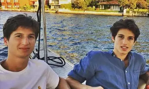 ‘మా తండ్రిని జైలులో హింసిస్తున్నారు’ ‘మా తండ్రిని జైలులో హింసిస్తున్నారు’