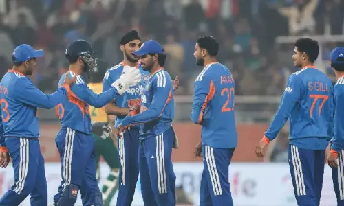 India Squad for T20 World Cup 2026: టీ20 వరల్డ్‌కప్‌కు టీమిండియా స్క్వాడ్ ప్రకటన.. కెప్టెన్‌గా సూర్య, అక్షర్‌కు వైస్ కెప్టెన్సీ.. గిల్‌కు షాక్!