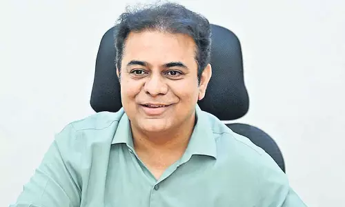 రేవంత్ రెడ్డిని ఫుట్‌బాల్ ఆడుకుంటా: కేటీఆర్