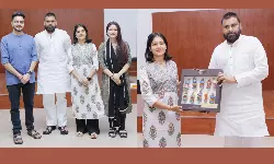 జెన్ Z వ్లాగర్ స్వాతి రోజాకు పవన్ కళ్యాణ్ అభినందనలు