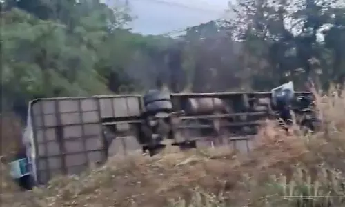 Sangareddy: సంగారెడ్డి జిల్లాలో తప్పిన ప్రమాదం