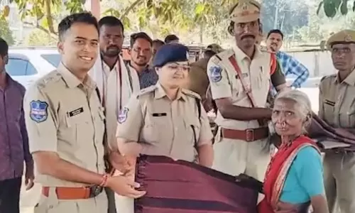 Adilabad: ఆదిలాబాద్‌ జిల్లాను వణికిస్తున్న చలి.. 1000 మంది ఆదివాసీలకు దుప్పట్లు పంపిణీ చేసిన జిల్లా ఎస్పీ