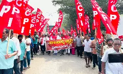 సామర్లకోటలో సీపీఐ వందేళ్ల పండగ ప్రదర్శన