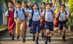 School Holidays: విద్యార్థులు ఆనందంతో ఎగిరిగంతేసే వార్త.. పెరిగిన సంక్రాంతి సెలవులు.. జాబితా ఇదే..!!