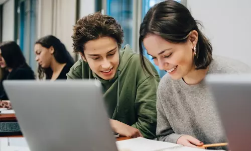 Jobs: పది పాసైతే చాలు.. ప్రభుత్వ ఉద్యోగం మీదే.. జీతం రూ. 56,900..పూర్తి వివరాలివే..!! Jobs: పది పాసైతే చాలు.. ప్రభుత్వ ఉద్యోగం మీదే.. జీతం రూ. 56,900..పూర్తి వివరాలివే..!!