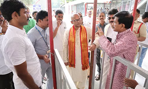 వైకుంఠ ద్వార ద‌ర్శ‌నాల‌కు విస్తృత ఏర్పాట్లు