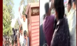 EX Sarpanches Protest: అసెంబ్లీ ముట్టడికి మాజీ సర్పంచ్‌లు ప్రయత్నం.. తమ పెండింగ్ బిల్లులు చెల్లించాలని డిమాండ్