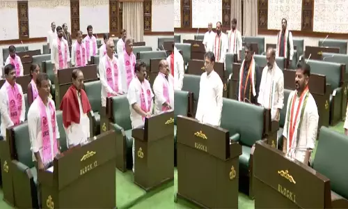 Telangana Assembly: కేసీఆర్ ఎంట్రీ.. ఎగ్జిట్! కేవలం 3 నిమిషాల పాటు అసెంబ్లీలో ప్రతిపక్ష నేత! Telangana Assembly: కేసీఆర్ ఎంట్రీ.. ఎగ్జిట్! కేవలం 3 నిమిషాల పాటు అసెంబ్లీలో ప్రతిపక్ష నేత!