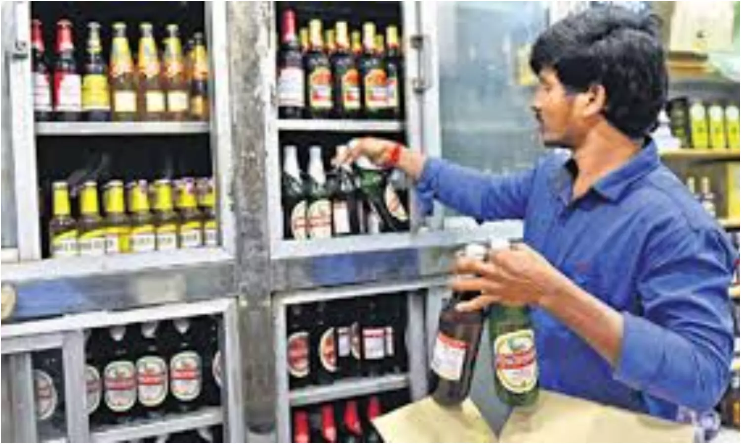 Wine Shop: మందు బాబులకు గుడ్ న్యూస్.. న్యూ ఇయర్ వేళ అర్థరాత్రి 12గంటల వరకు వైన్స్ ఓపెన్..!! Wine Shop: మందు బాబులకు గుడ్ న్యూస్.. న్యూ ఇయర్ వేళ అర్థరాత్రి 12గంటల వరకు వైన్స్ ఓపెన్..!!