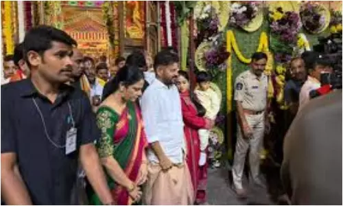 Tirumala Cm Revanth Reddy: తిరుమలలో వైకుంఠ ద్వారా దర్శనాలు ఘనంగా ప్రారంభం.. శ్రీవారి సేవలో సీఎం రేవంత్, ప్రముఖులు..!!