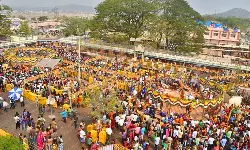 Sammakka Saralamma Jatara: మేడారానికి పోటెత్తుతున్న భక్తులు.. వచ్చే నెల 28 నుంచి మహాజాతర షురూ..!!