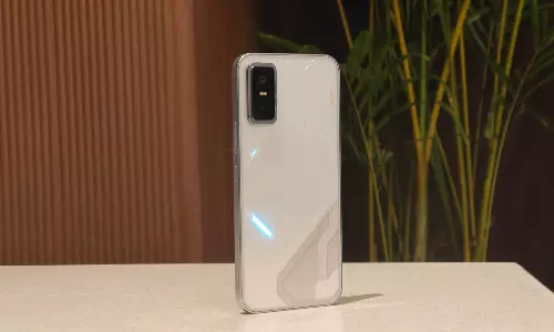 Infinix GT 35 5G: ఇన్‌ఫినిక్స్ జిటి 35 5జి.. మార్కెట్లోకి పవర్‌ఫుల్ ఎంట్రీ ఇచ్చేసింది..!