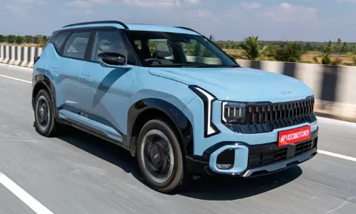 New Kia Seltos 2026 Launched: Variant-Wise Prices, Features & Engine Details