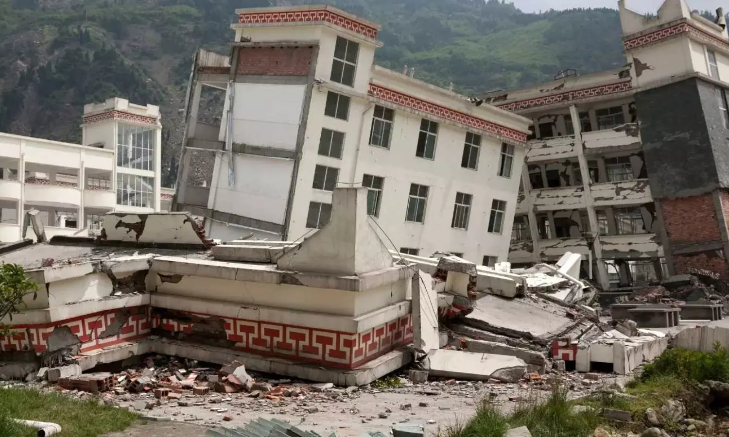 Earthquake: మెక్సికోలో భారీ భూకంపం.. ఊగిపోయిన భవనాలు.. వీడియో ఇదిగో! Earthquake: మెక్సికోలో భారీ భూకంపం.. ఊగిపోయిన భవనాలు.. వీడియో ఇదిగో!