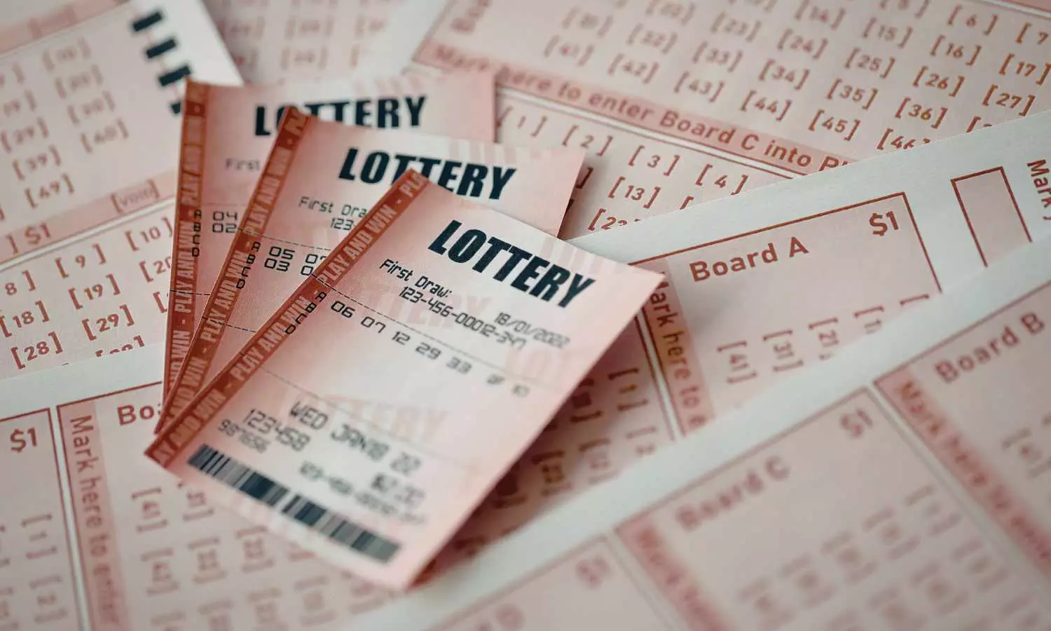 Breaking News: చివరి నిమిషంలో పంజాబ్ వ్యక్తి లాటరీలో అద్భుత విజయం Breaking News: చివరి నిమిషంలో పంజాబ్ వ్యక్తి లాటరీలో అద్భుత విజయం